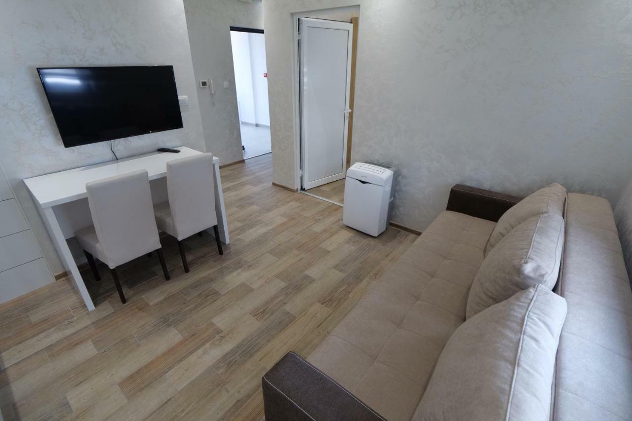 Dubai Apartmani Novi Pazar Eksteriør billede