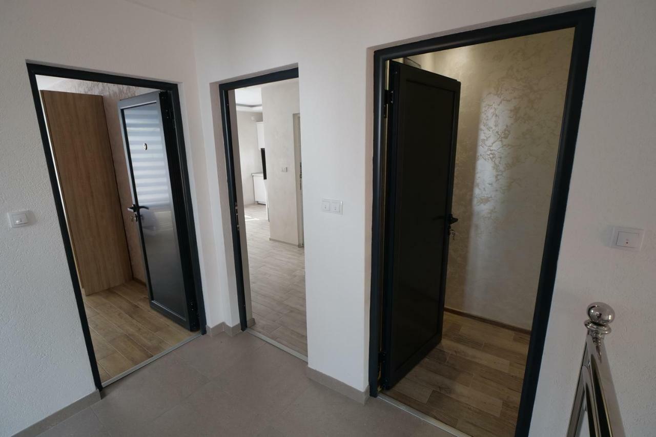 Dubai Apartmani Novi Pazar Eksteriør billede