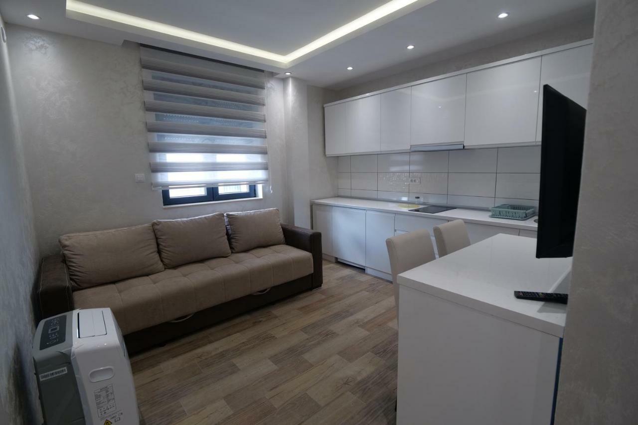 Dubai Apartmani Novi Pazar Eksteriør billede