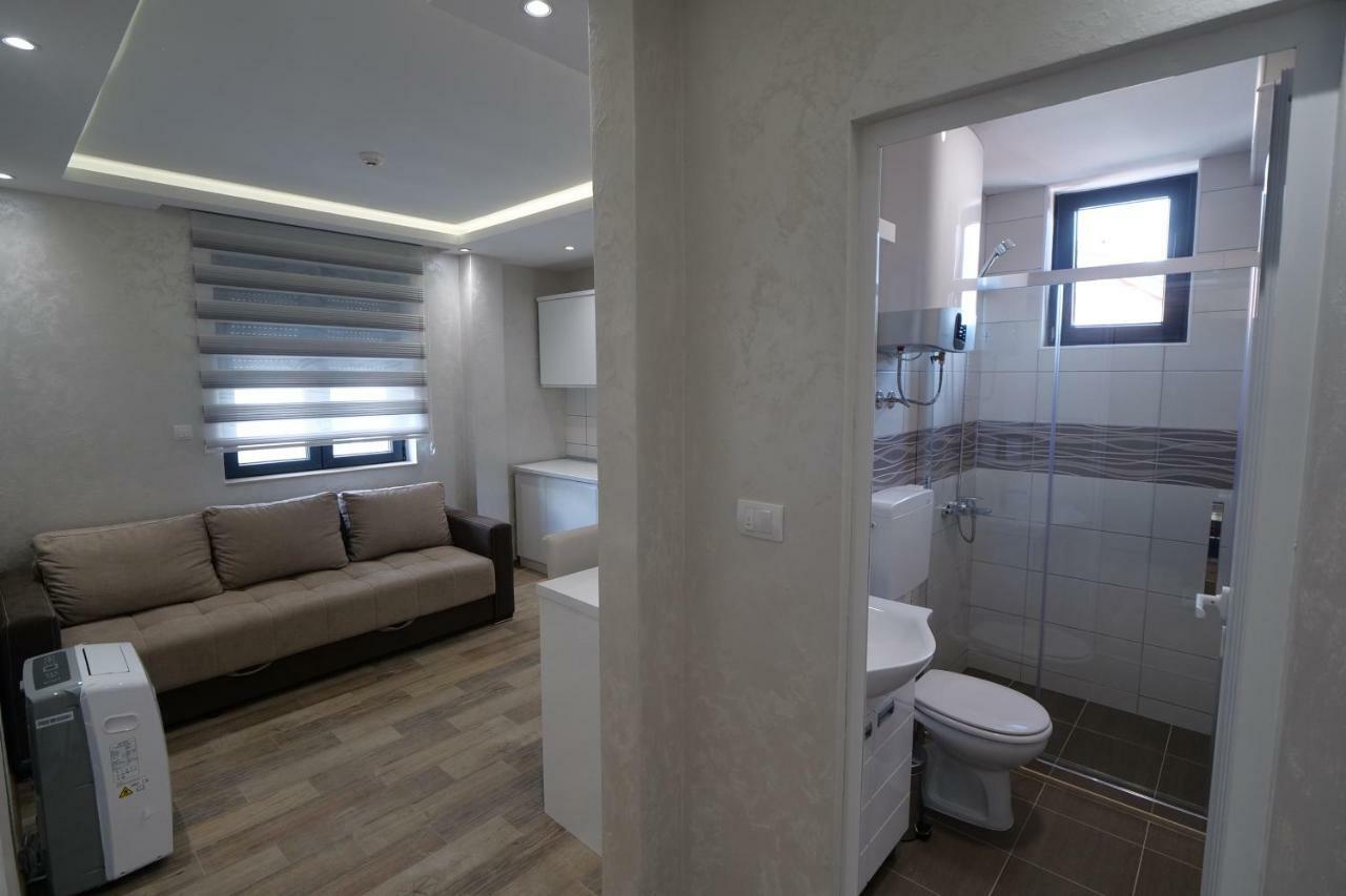 Dubai Apartmani Novi Pazar Eksteriør billede