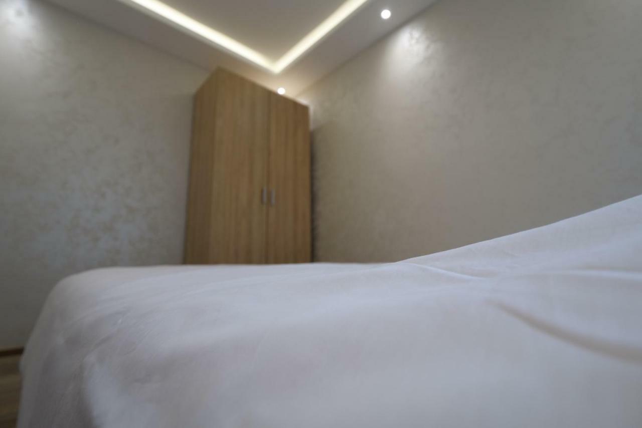 Dubai Apartmani Novi Pazar Eksteriør billede